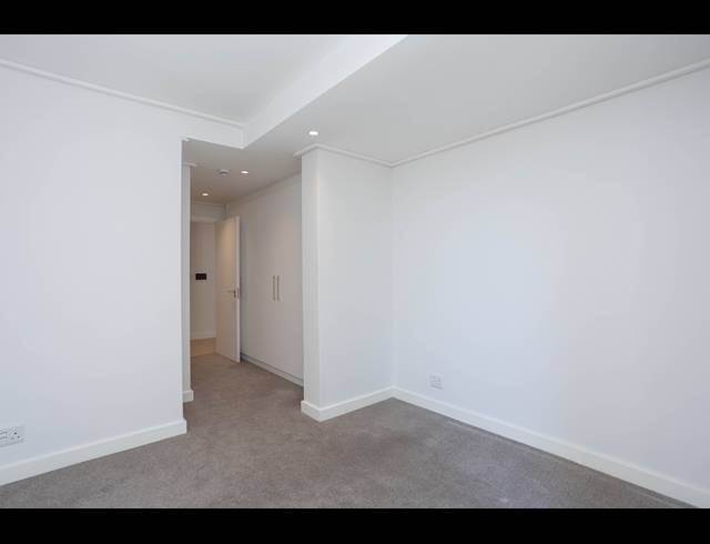 2 BEDROOM APARTMENT TO LET IN NEWLANDS